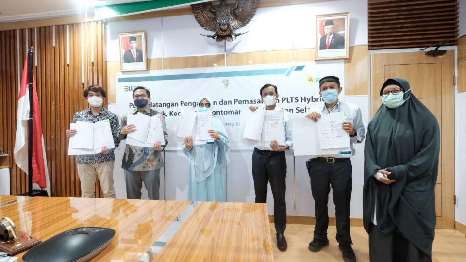 Investasi Rp39 Miliar, PLN Bangun PLTS Hybrid di Selayar