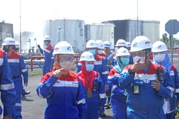 Kebakaran Masih Terjadi, Dirut Pertamina Pastikan Operasional dan Layanan Kilang Cilacap Tetap Lancar