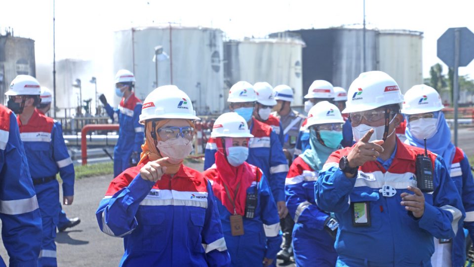 Kebakaran Masih Terjadi, Dirut Pertamina Pastikan Operasional dan Layanan Kilang Cilacap Tetap Lancar
