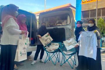 Mobil Galeri Keliling Subholding Gas Pertamina Dukung Pemasaran Inovasi Komunitas Tuli Gresik