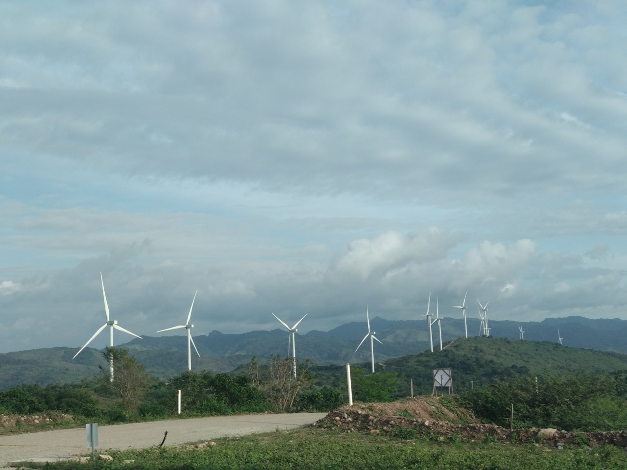 Shell Jual Aset Energi Terbarukan di Eropa ke TotalEnergies, Fokus ke Migas dan LNG