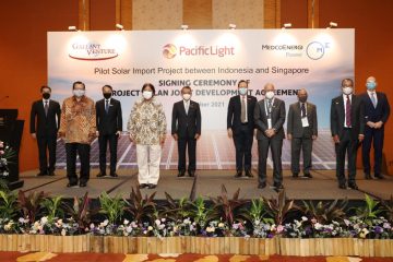Medco-Salim Group Ekspor Listrik PLTS ke Singapura