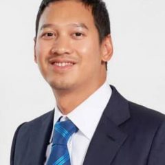 Adika Nuraga Bakrie Komisaris Utama Bumi Resources Minerals