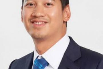 Adika Nuraga Bakrie Komisaris Utama Bumi Resources Minerals