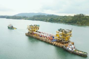 Pertamina Hulu Mahakam Layarkan Anjungan Lepas Pantai WPN4 dan WPS3 Proyek JSN