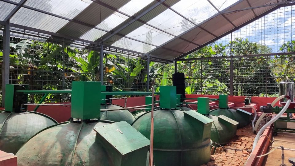 Paiton Energy Gandeng UI Kembangkan PLTSa 234 kWh