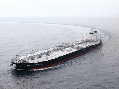 Diplomasi Melempem Dua Kapal Pertamina Kesulitan Lintasi Selat Hormuz, Ketahanan Energi Terancam?