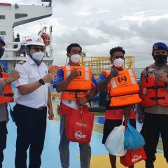 Keren! Aksi Heroik Kru Kapal MT Galunggung Selamatkan Dua Nelayan Tuban