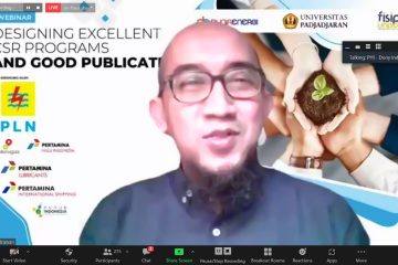 Tingkatkan Reputasi Perusahaan melalui Program CSR