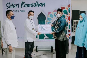 Pertagas Salurkan Santunan ke Yatim dan Dhuafa