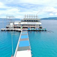 Pembangkit Listrik Terapung Pertama di Indonesia Mulai Beroperasi Listriki Maluku