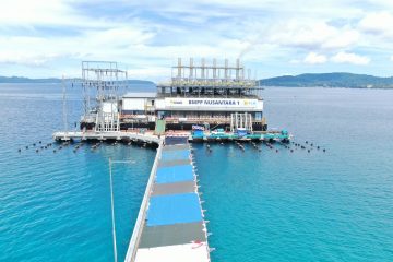 Pembangkit Listrik Terapung Pertama di Indonesia Mulai Beroperasi Listriki Maluku