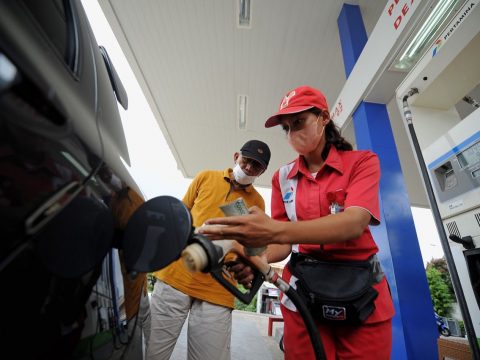Harga Minyak Lampaui US$100 per Barel, Pemerintah Janji Tidak Akan Naikan Harga BBM Subsidi
