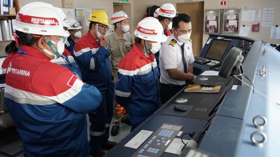 Pertamina International Shipping dan Nusantara Regas Kerja Sama Angkutan LNG