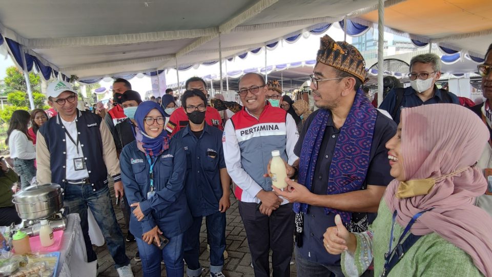 54 UMKM Binaan Rumah Kreatif BUMN Sukses Dapat Untung di Pasar Rakyat Mojokerto