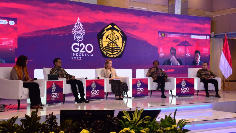 Memperkuat Transisi Energi yang Berkeadilan dengan Pembiayaan Berkelanjutan