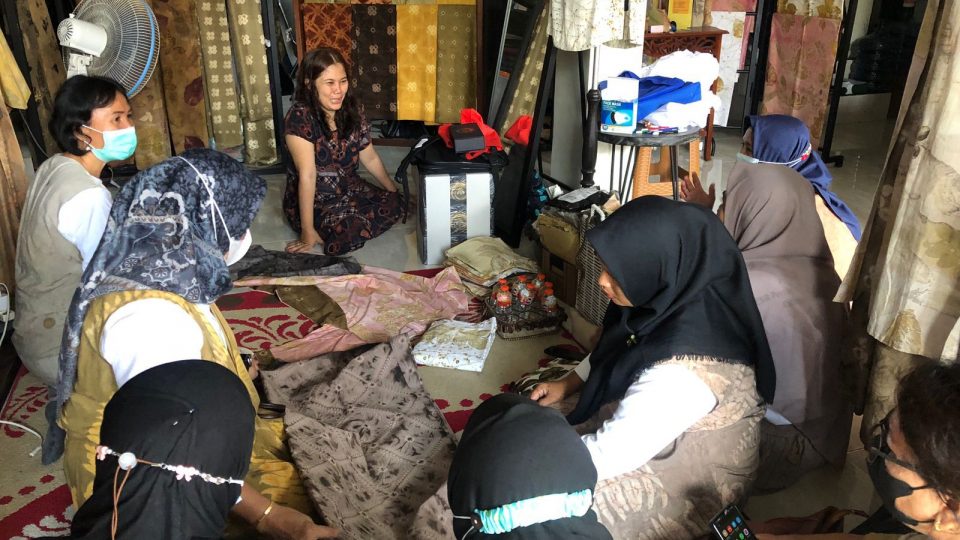 Tingkatkan Inovasi Batik Eco Print, Pertagas Selenggarakan Studi Banding