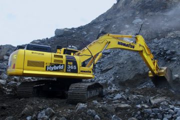 Dorong Net Zero Emission, United Tractors Ciptakan Excavator Hybrid