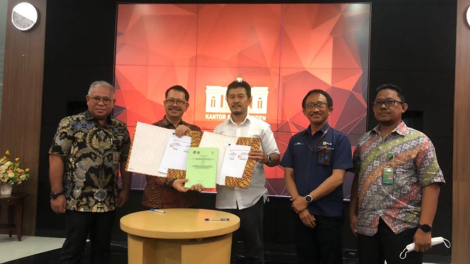 PLN Kolaborasi Pembangunan Strategis Infrastruktur Kelistrikan di Kawasan Taman Nasional Manusela