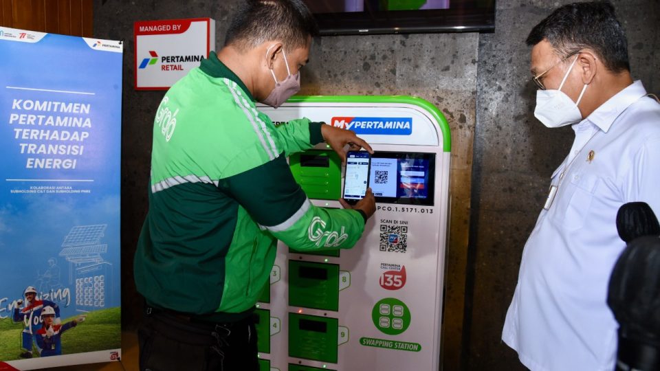 Baterai Motor Listrik Bakal Jadi Bisnis Masa Depan Pertamina?