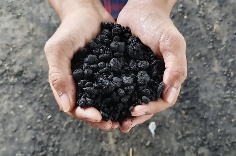 Larangan Ekspor Aspal Berlaku Dua Tahun Lagi, Jokowi : Kebutuhan Aspal Nasional Disuplai dari Buton