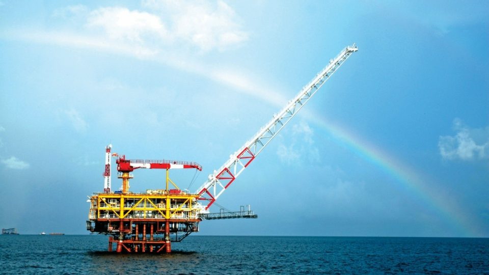 Transformasi Jadi Green Energy Company Bermodal ESG