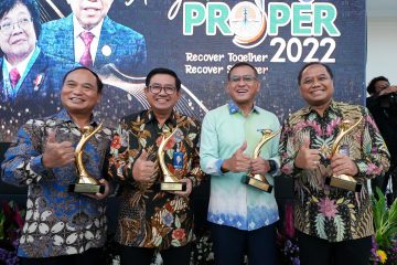 Grup Pupuk Indonesia Sabet Empat Predikat Emas PROPER KLHK