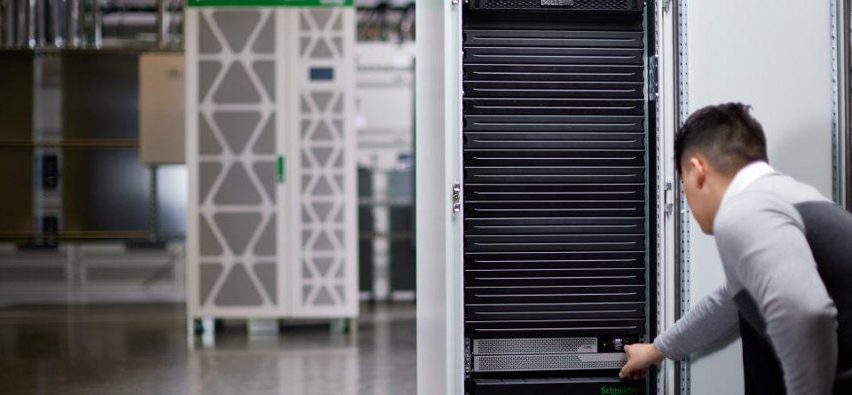 Schneider Electric Merilis White Paper Dampak Keberlanjutan Baterai Li-ion pada UPS dibandingkan dengan VRLA