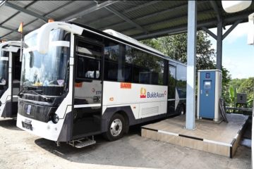 PTBA Operasikan 10 Unit Bus Listrik untuk Kendaraan Tambang