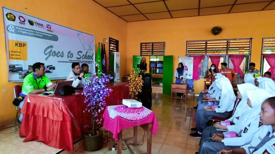 Dorong Budaya K3 di Sektor Pertambangan Batubara, RMK Energy Group Gelar Program Goes to School