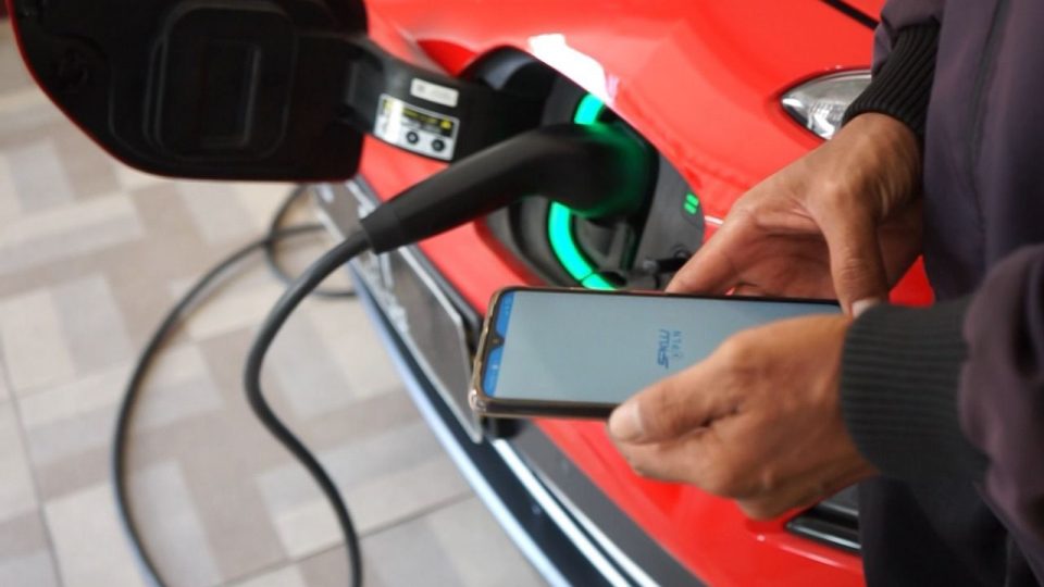 Gandeng Mitra, PLN Optimistis Genjot Pengadaan SPKLU dan SPBKLU