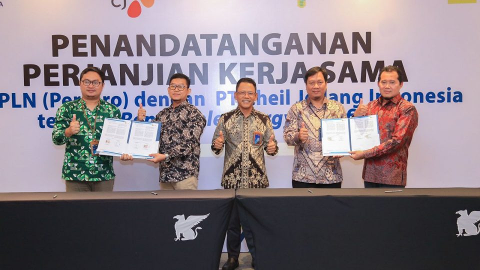 6,6 Juta REC PLN Diserap Dua Industri Kimia di Jawa Timur