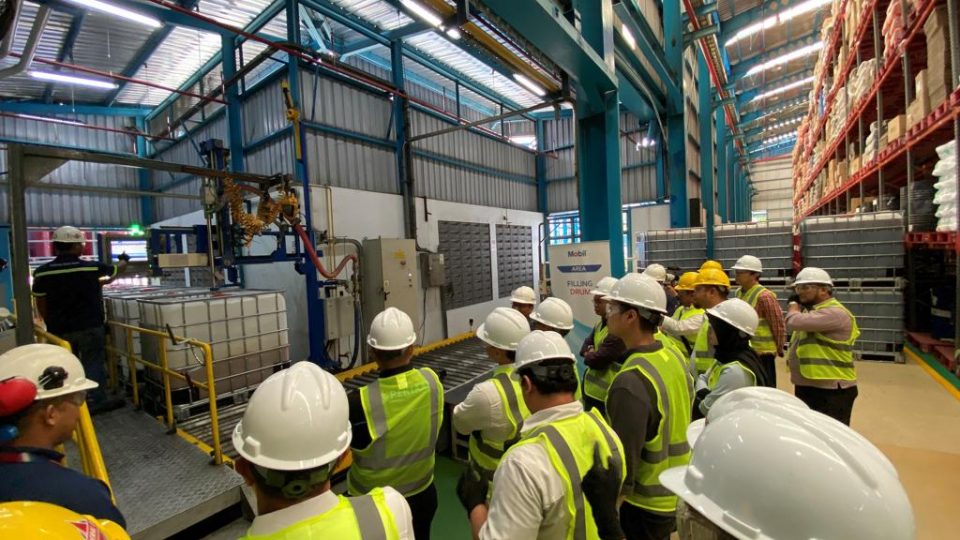 ExxonMobil Lubricants-PERTAABI Perkuat Kolaborasi