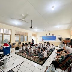 Pertagas Perkenalkan Industri Migas ke Siswa SLB