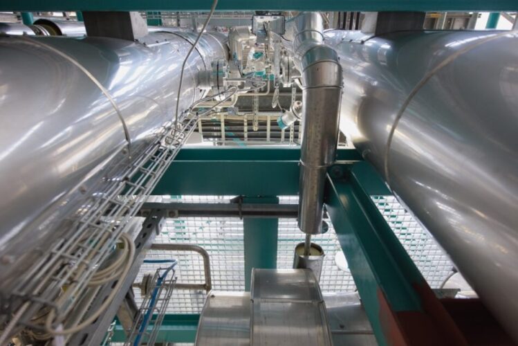 Teknologi Carbon Capture Penentu Masa Depan Industri Hulu Migas di Indonesia – DE Magazine Vol. 2