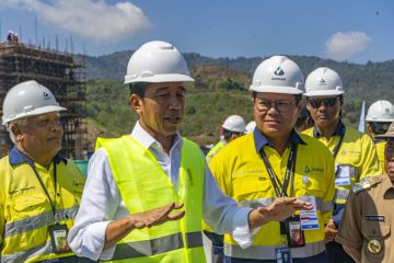Presiden Jokowi Dukung Penyelesaian Konstruksi Smelter Amman Mineral Industri di 2024