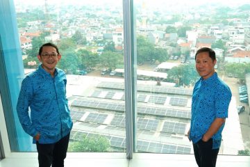 Panel Surya Blue Bird Siap Reduksi 2.000 Ton Emisi Karbon Per Tahun