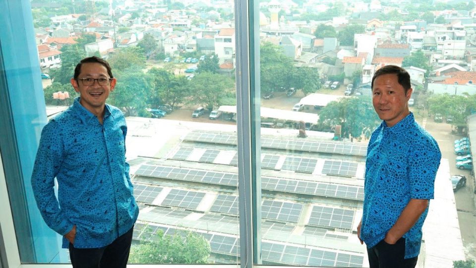 Panel Surya Blue Bird Siap Reduksi 2.000 Ton Emisi Karbon Per Tahun