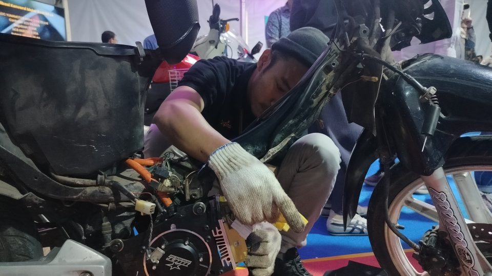 Pemerintah Kaji Penambahan Subsidi Genjot Gairah Konversi Motor Listrik
