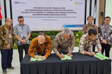 Dukung Mitigasi Gas Rumah Kaca, Medco Energi dan PLN Teken Perjanjian Jual Beli Listrik