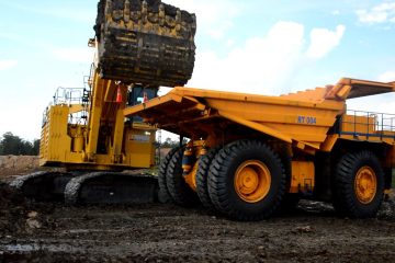 PTBA Operasikan Hybrid Dump Truck hingga Bus Listrik Demi Tekan Emisi