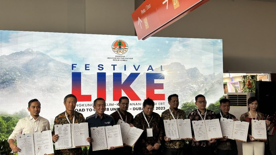 Paiton Energy Lakukan Inovasi Sosial Dorong Perhutanan Sosial