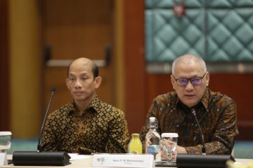 Agus Martowardojo dan Arcandra Tahar Ditetapkan Jadi Komisaris PLN