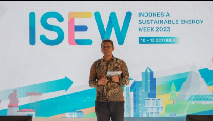 Membumikan Narasi Transisi Energi