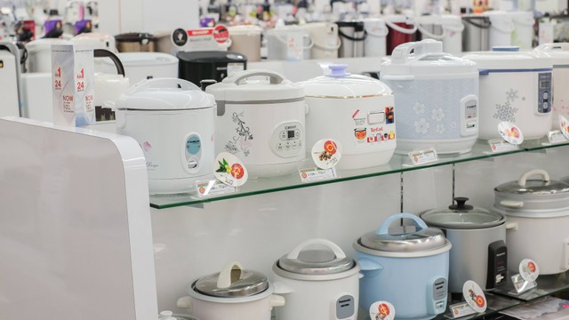Sepanjang 2023, Pemerintah Bagikan 342.631 Rice Cooker Gratis