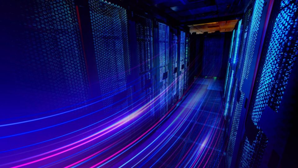 Teknologi Pusat Data Sektor Ketenagalistrikan CHINT Ikut Kontribusi Kejar Target Net Zero Emission