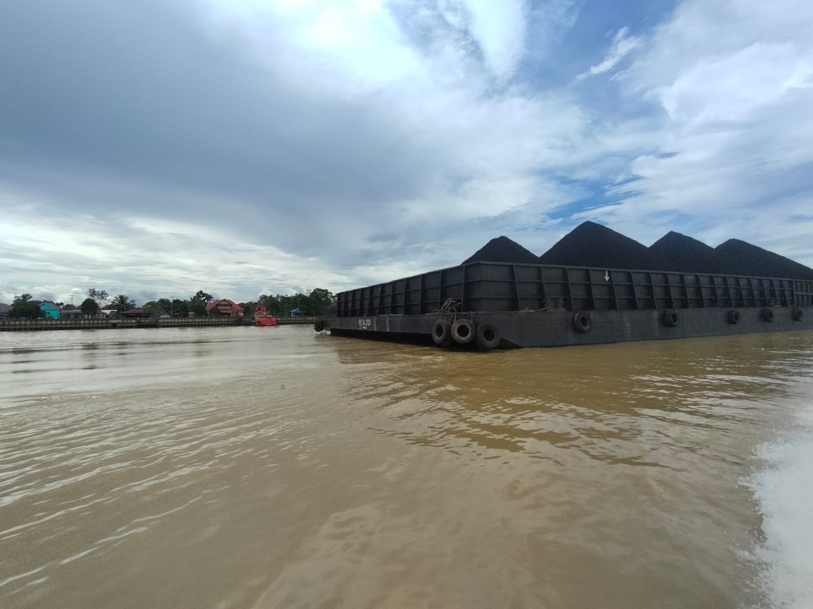 Masih Ada Produsen Batu bara “Bandel”, Bahlil Ancam Naikkan DMO Batu Bara Lebih dari 25%