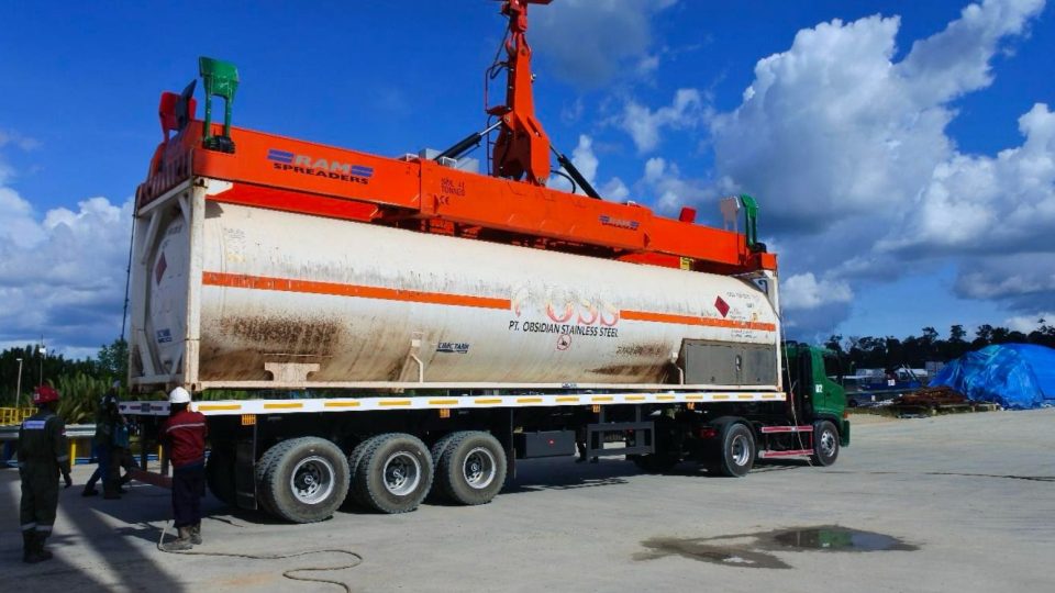 PGN Distribusikan LNG ke Pelanggan Smelter di Sulawesi Tenggara