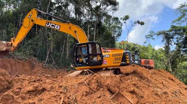 Gakkum KLHK Amankan 4 Unit Alat Berat Pertambangan Emas Tanpa Izin