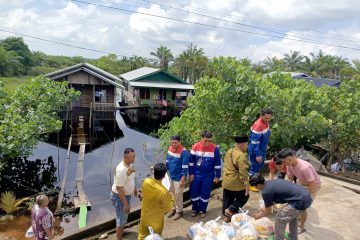 Peduli Warga  Terdampak Banjir, Pertagas Salurkan Bantuan